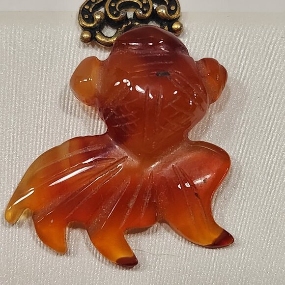 Vintage Large Carved Red Stone Fantail Goldfish Dangle Earrings - Picture 3 of 7